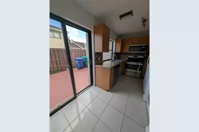 6551 NW 170th Ter, Hialeah, FL 33015 - Photo 24