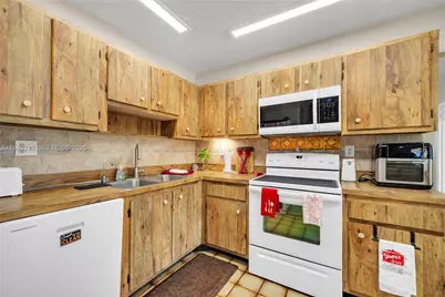 1191 NW 77th Ave, Plantation, FL 33322 - Photo 18