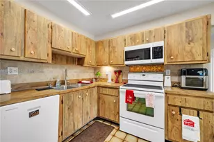 1191 NW 77th Ave, Plantation, FL 33322 - Photo 18