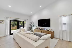 3776 SW 107th Ct, Miami, FL 33165 - Photo 14