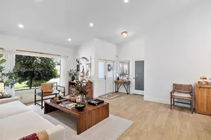 3776 SW 107th Ct, Miami, FL 33165 - Photo 8