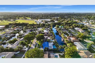 5921 SW 17th St, Plantation, FL 33317 - Photo 6