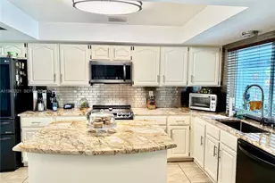 5921 SW 17th St, Plantation, FL 33317 - Photo 14