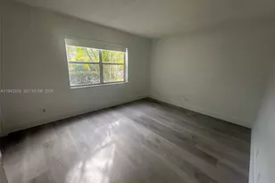 10413 NW 7th St, Pembroke Pines, FL 33026 - Photo 6