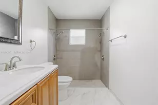 19463 NW 62nd Pl, Hialeah, FL 33015 - Photo 20