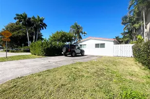 1059 Washington St, Hollywood, FL 33019 - Photo 6
