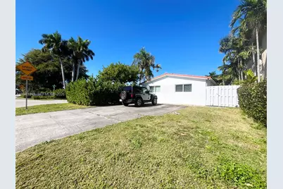 1059 Washington St, Hollywood, FL 33019 - Photo 4
