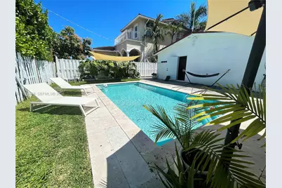 1059 Washington St, Hollywood, FL 33019 - Photo 2
