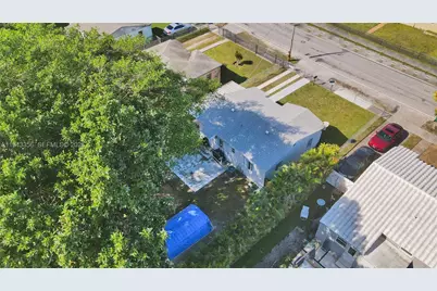 1748 NW 57th St, Miami, FL 33142 - Photo 22