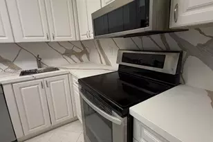 9273 Collins Ave, Surfside, FL 33154 - Photo 4