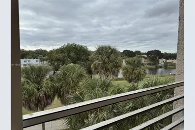 1831 Sabal Palm Dr #403, Davie, FL 33324 - Photo 8