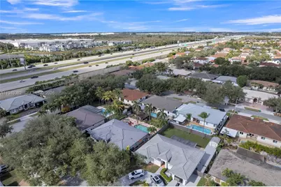 9125 NW 172nd Ter, Hialeah, FL 33018 - Photo 40