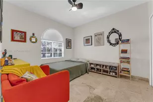 9125 NW 172nd Terrace, Hialeah, FL 33018 - Photo 14