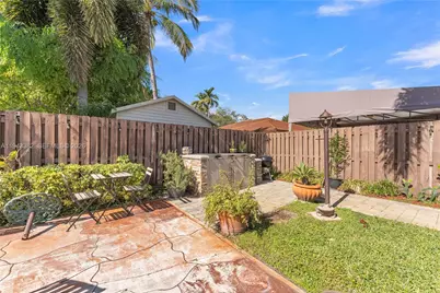 9125 NW 172nd Ter, Hialeah, FL 33018 - Photo 36