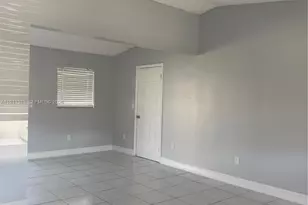 14285 SW 287th St, Homestead, FL 33033 - Photo 4