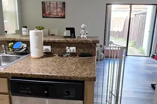 3203 SE 7th St, Homestead, FL 33033 - Photo 14