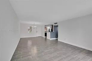 2850 Somerset Dr, Lauderdale Lakes, FL 33311 - Photo 12