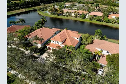 2763 Oakbrook Dr, Weston, FL 33332 - Photo 4