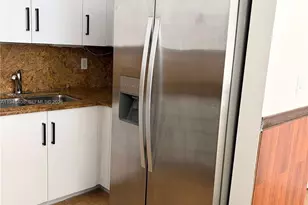 26140 SW 138th Ave, Homestead, FL 33032 - Photo 4