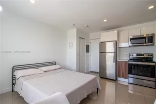 924 Marseille Dr, Miami Beach, FL 33141 - Photo 4