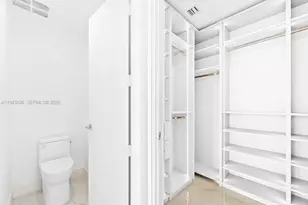 700 NE 24th St, Miami, FL 33137 - Photo 24