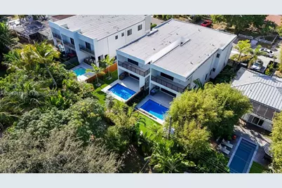 1122 NE 10th Ave, Fort Lauderdale, FL 33304 - Photo 4