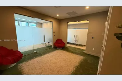 488 NE 18th St #700, Miami, FL 33132 - Photo 48