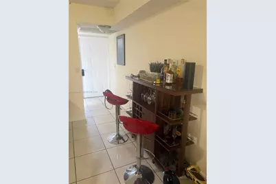 1190 Washington Cir #1190C, Homestead, FL 33034 - Photo 8