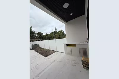 1135 NE 11th Ave, Fort Lauderdale, FL 33304 - Photo 30