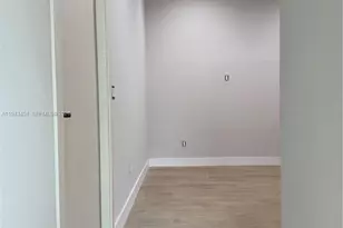 1135 NE 11th Ave, Fort Lauderdale, FL 33304 - Photo 14