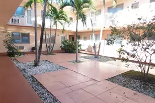 7840 Harding Ave, Miami Beach, FL 33141 - Photo 18