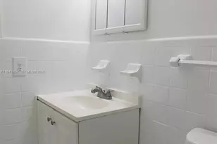 7840 Harding Ave, Miami Beach, FL 33141 - Photo 16