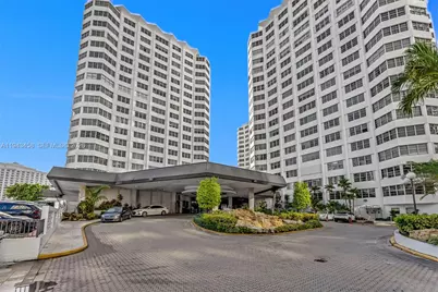 801 Brickell Bay Dr #2069, Miami, FL 33131 - Photo 2