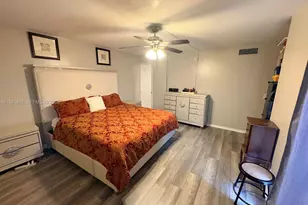 279 Woodland Rd, Palm Springs, FL 33461 - Photo 22