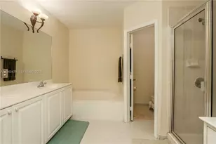 5542 NW 112th Ct, Doral, FL 33178 - Photo 36