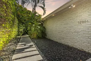 12901 Oleander Rd, North Miami, FL 33181 - Photo 30