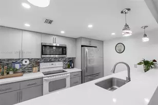 10911 Cedar Ln, Pembroke Pines, FL 33026 - Photo 2
