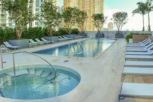 1300 Brickell Bay Dr, Miami, FL 33131 - Photo 16