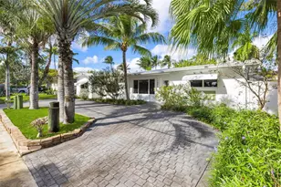 1895 Ixora Rd, North Miami, FL 33181 - Photo 6