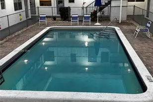 30 SE 4th Ave, Hallandale Beach, FL 33009 - Photo 10