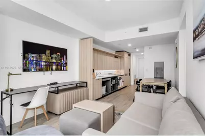 225 N Miami Ave #1005, Miami, FL 33128 - Photo 4