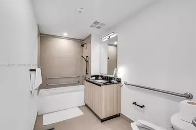 225 N Miami Ave #1005, Miami, FL 33128 - Photo 10
