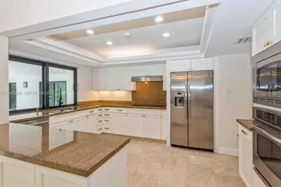 15405 SW 73rd Ct, Palmetto Bay, FL 33157 - Photo 8