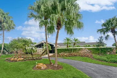 15405 SW 73rd Ct, Palmetto Bay, FL 33157 - Photo 1