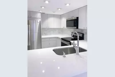 9033 SW 123rd Ct #105, Miami, FL 33186 - Photo 6