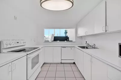 5445 Collins Ave #M9 M10 M11 M12, Miami Beach, FL 33140 - Photo 56