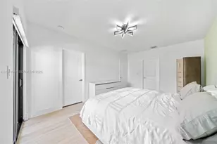 4648 NW 83rd Ave, Doral, FL 33166 - Photo 18