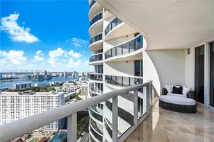 17201 Collins Ave, Sunny Isles Beach, FL 33160 - Photo 26