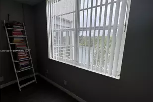 9450 Poinciana Pl, Davie, FL 33324 - Photo 16