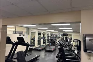 9450 Poinciana Pl, Davie, FL 33324 - Photo 28